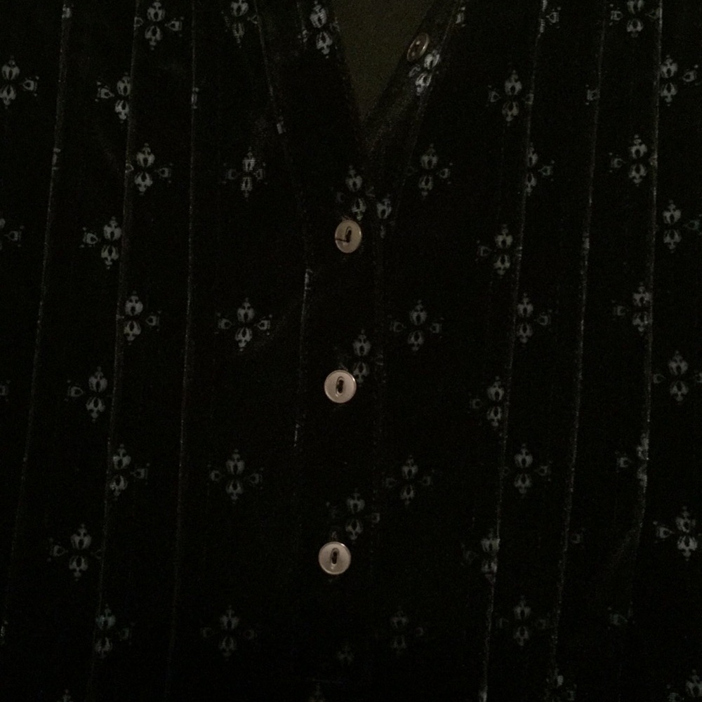 Tunic - Picture 2 of 3